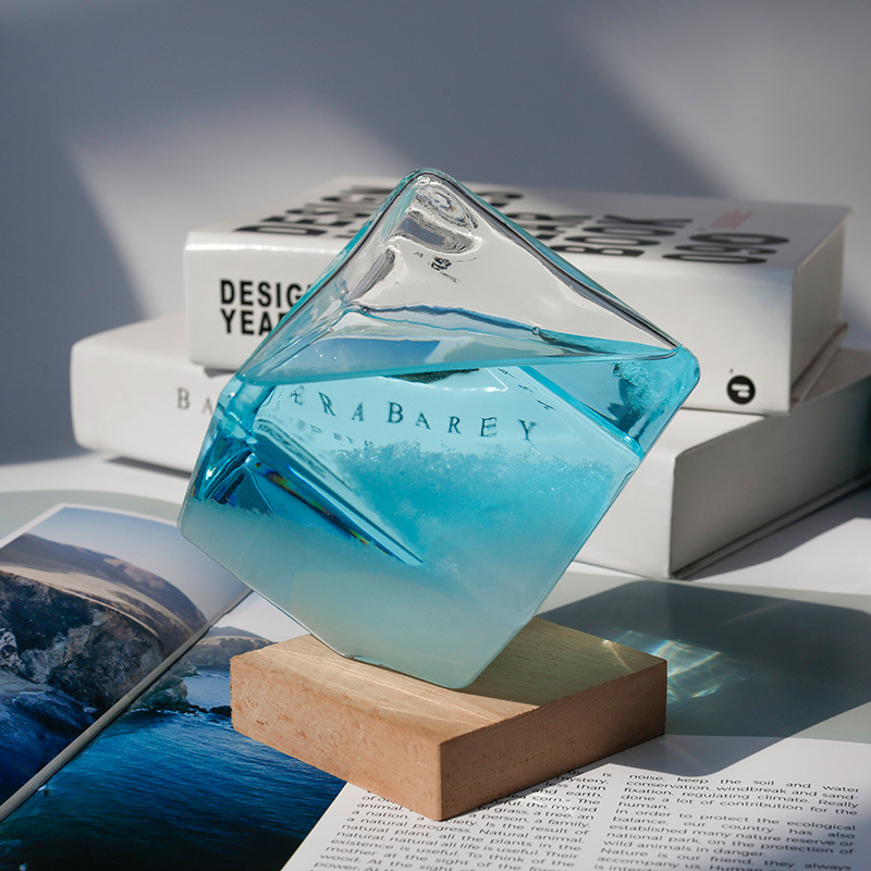 Weather Forecast Glass Bottle  - огляд і ціна Newton Cradle Large